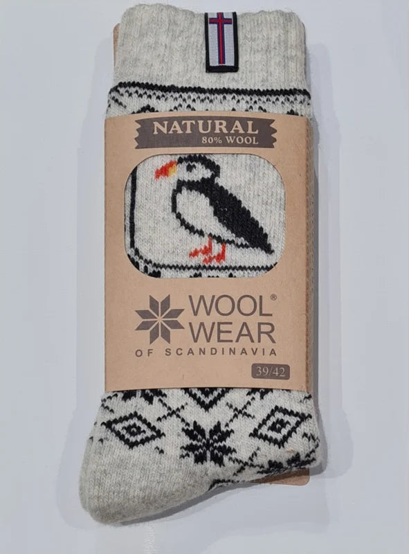 107 - Puffin - Flag of Faeröer - Ecru 80%Wool