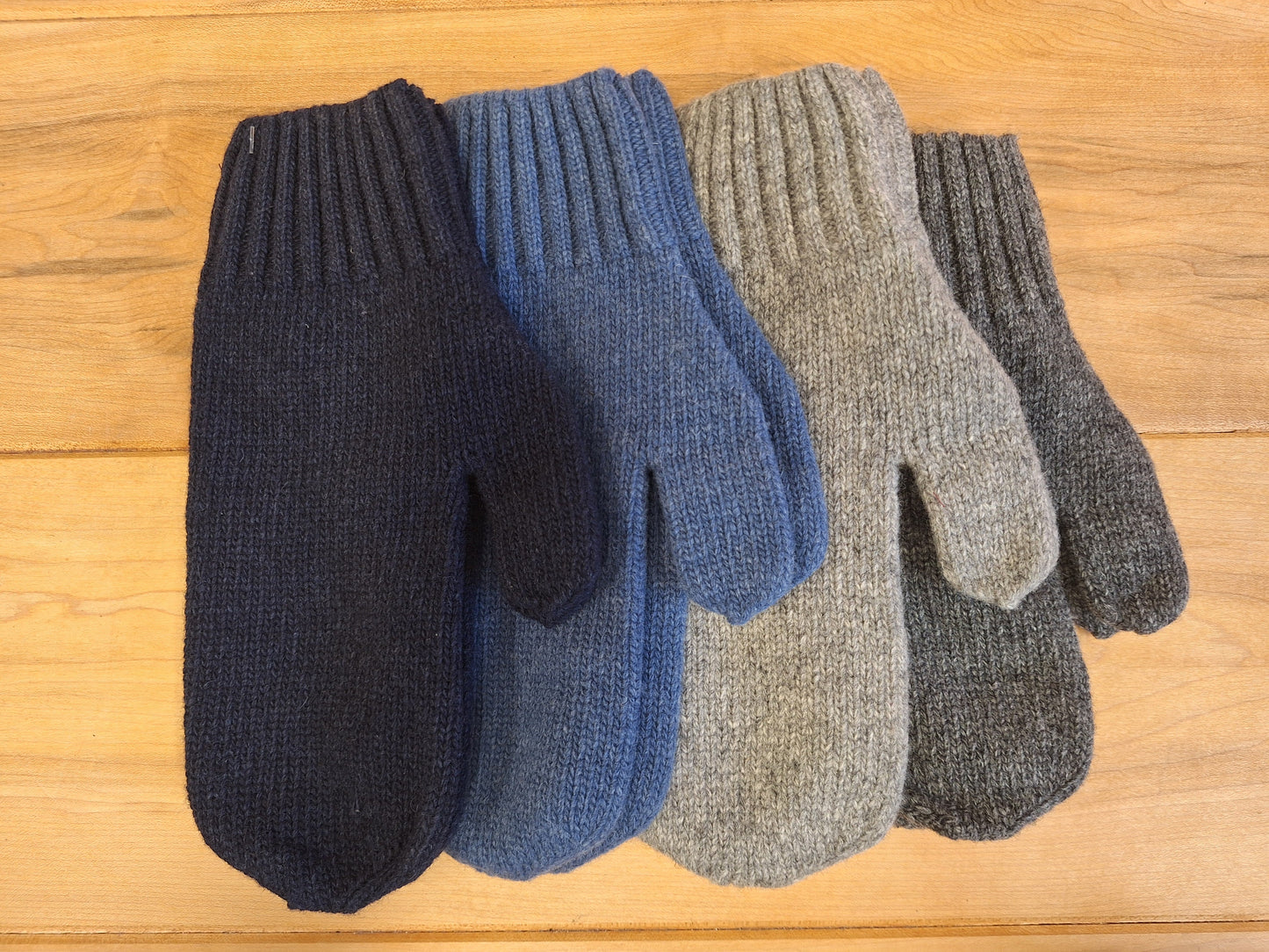 Espoo Mittens - Navy, Antracite, Grey, Mid Blue, Navy