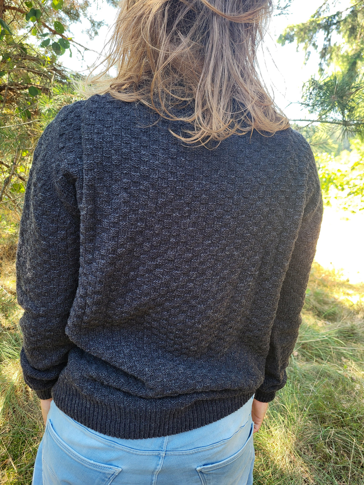 Föglö Cable Fisherman Sweater - Charcoal