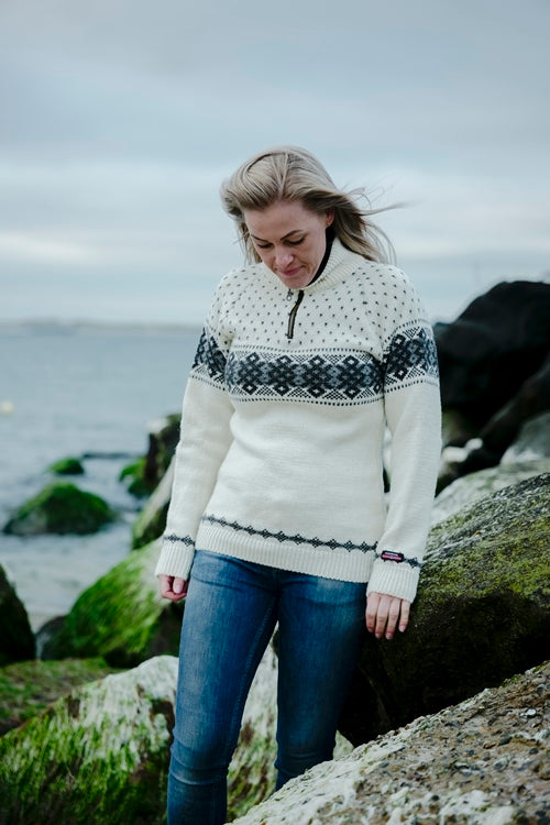 4011F-51R Ecru 1/2 Zip (Raglan)