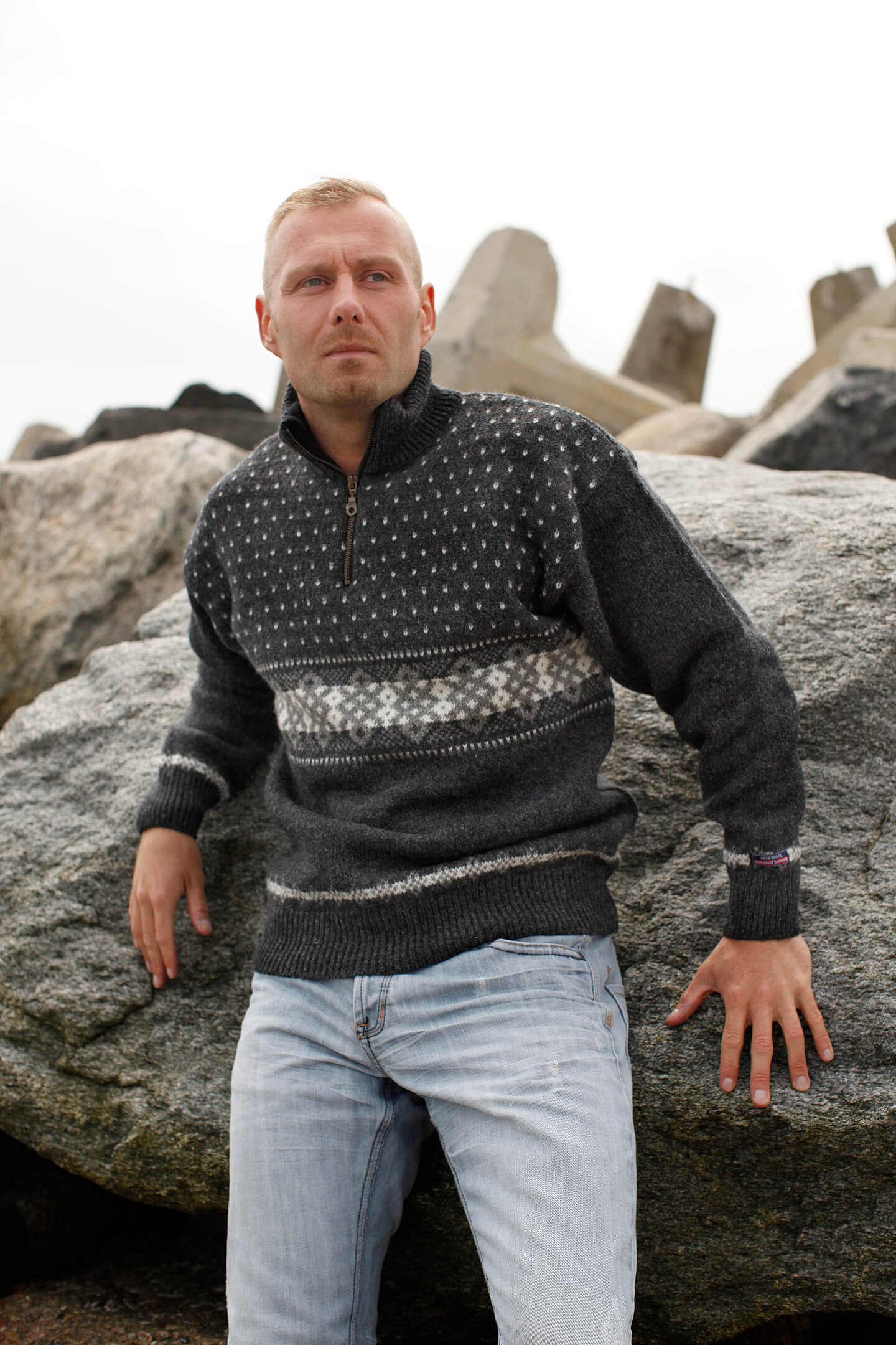 4011F-59 Antracite 1/2 Zip