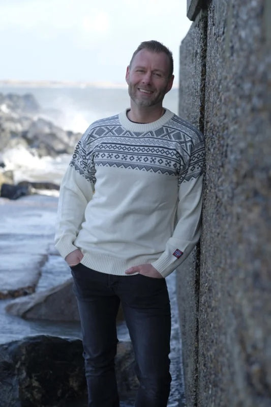 Magne 502-05UG-806 Ecru Merino Crew Neck