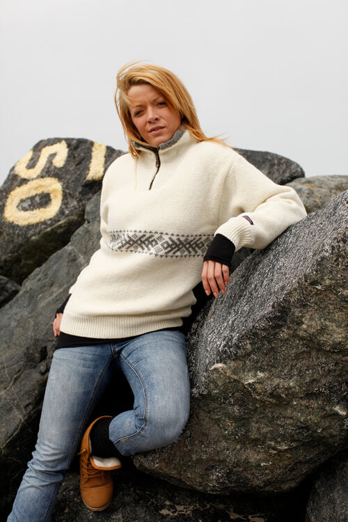W4102-51 Ecru Windstopper 1/2 Zip